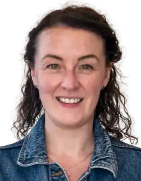 Charis Deighton